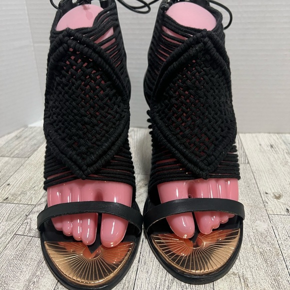 Ivy Kirzhner Mykonos Macrame Rope Sandals black wedge size 8 - Picture 3 of 15